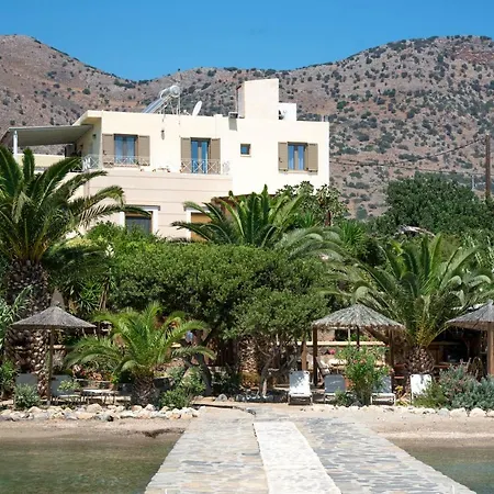 Tsifliki House *